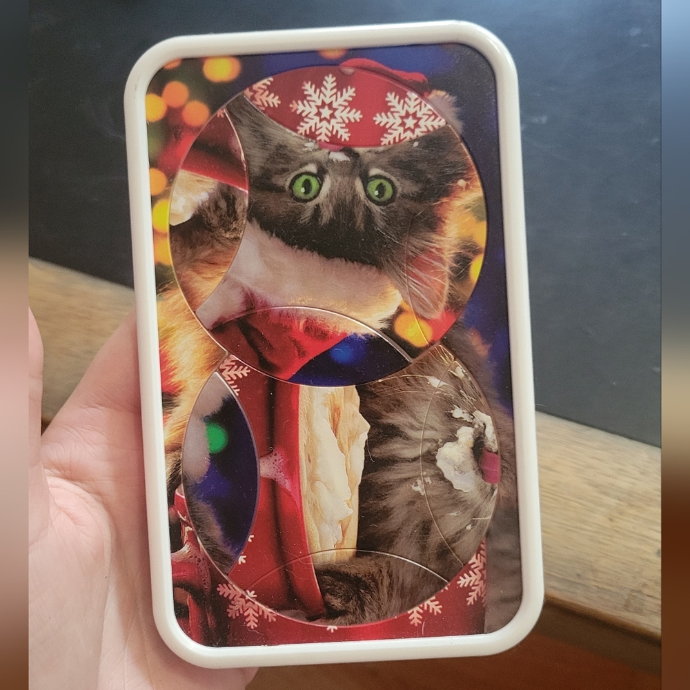 Adorable winter cat puzzle - Picture 3 of 3